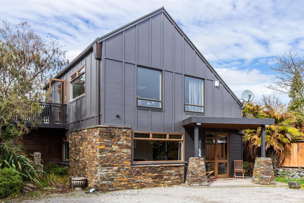 Turangi Trout Lodge Eksteriør bilde