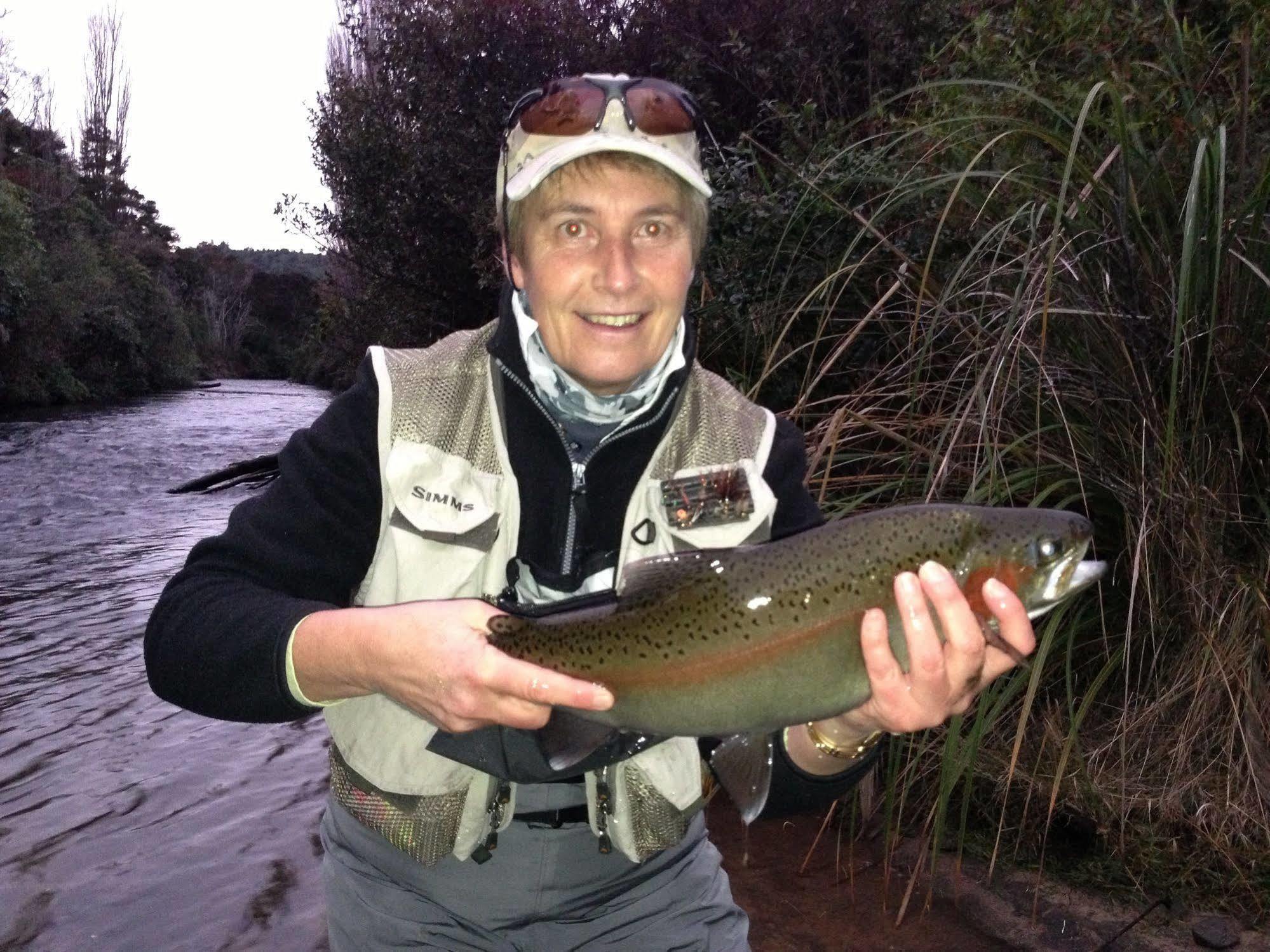 Turangi Trout Lodge Eksteriør bilde